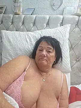 Snapshot of Angeldelightt chatting on 09-29-25, 08:57 Angeldelightt online show from 09-29-25, 08:57