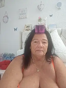 Snapshot of Angeldelightt chatting on 10-01-25, 04:57 Angeldelightt online show from 10-01-25, 04:57