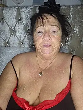 Snapshot of Angeldelightt chatting on 10-23-25, 08:40 Angeldelightt online show from 10-23-25, 08:40