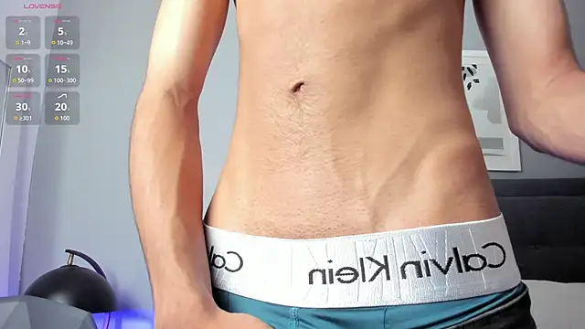 Tylerffoxx online show from 02-18-26, 08:38