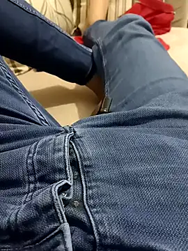 Snapshot of OGUZOZAN chatting on 09-10-25, 06:41 OGUZOZAN online show from 09-10-25, 06:41