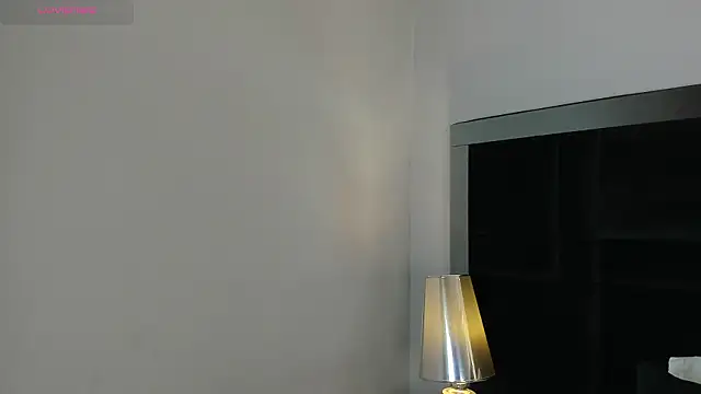 CarolineLee  online show from 02-10-26, 10:36