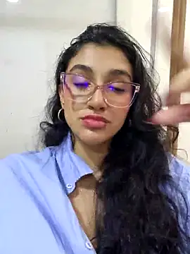 ValentiinaCruz online show from 01-06-26, 08:56