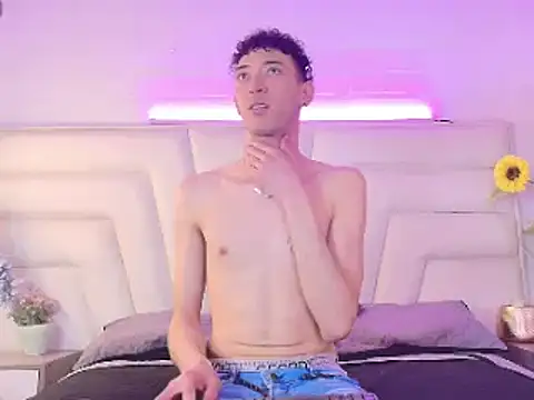 Snapshot of Ashton_Myers chatting on 11-05-25, 07:58 Ashton Myers online show from 11-05-25, 07:58