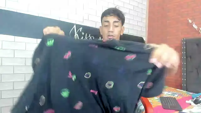 Snapshot of Sexvergon_26 chatting on 11-08-25, 07:56 Sexvergon 26 online show from 11-08-25, 07:56