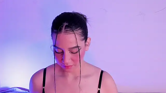 Megan Luxe online show from 02-22-26, 04:57