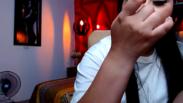 IsabellaaSweet online show from 09-23-25, 06:33