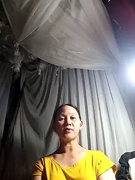 Snapshot of MaiHoa69 chatting on 09-17-25, 03:03 MaiHoa69 online show from 09-17-25, 03:03