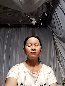 Snapshot of MaiHoa69 chatting on 09-20-25, 04:52 MaiHoa69 online show from 09-20-25, 04:52