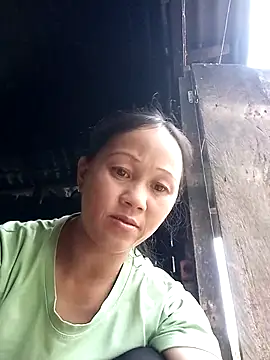 Snapshot of MaiHoa69 chatting on 10-18-25, 06:16 MaiHoa69 online show from 10-18-25, 06:16