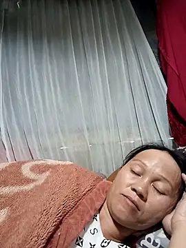 Snapshot of MaiHoa69 chatting on 10-20-25, 07:20 MaiHoa69 online show from 10-20-25, 07:20