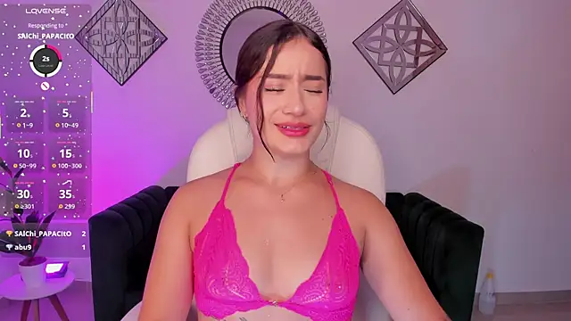 Snapshot of Saskia_litt chatting on 09-26-25, 04:05 Saskia litt online show from 09-26-25, 04:05