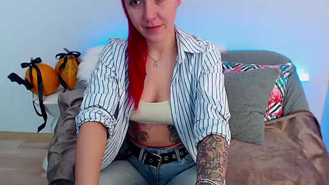 Snapshot of Arri_elle chatting on 10-23-25, 07:18 Arri elle online show from 10-23-25, 07:18