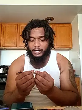 Snapshot of Longthickdick33 chatting on 04-17-26, 01:58 Longthickdick33 online show from 04-17-26, 01:58