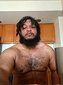 Snapshot of Longthickdick33 chatting on 04-21-26, 12:22 Longthickdick33 online show from 04-21-26, 12:22