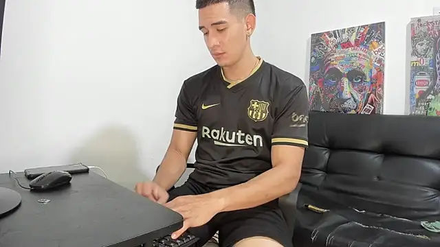 Mike3Xxx online show from 10-01-25, 01:22