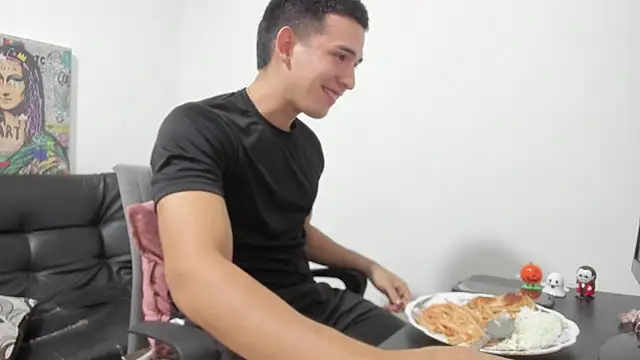 Mike3Xxx online show from 10-28-25, 01:42