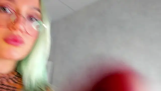 Vickie Nelsson online show from 09-18-25, 08:27