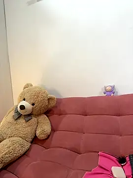 Snapshot of MarSantana_2 chatting on 10-21-25, 02:34 MarSantana 2 online show from 10-21-25, 02:34