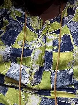 TAMIL ELAKKIYA online show from 01-18-26, 01:37