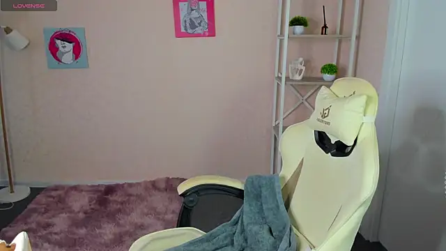 Bunny Luvv online show from 09-13-25, 08:25