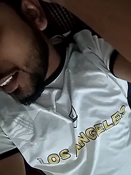 Satyachowdary199623 online show from 02-10-26, 04:44