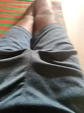 hotboy43339 online show from 09-27-25, 04:06