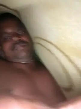 hotboy43339 online show from 10-14-25, 06:47