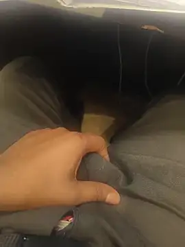 hotboy43339 online show from 07-28-26, 12:48