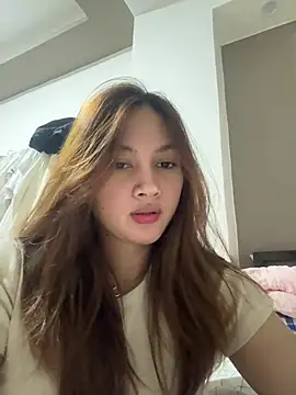 LanySylvia online show from 05-25-26, 06:52