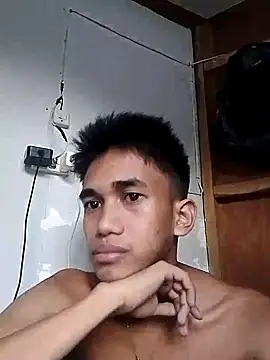 charlie0728 online show from 09-26-25, 09:52