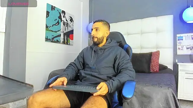 Snapshot of Yiyo10_ chatting on 03-27-26, 09:03 Yiyo10 online show from 03-27-26, 09:03