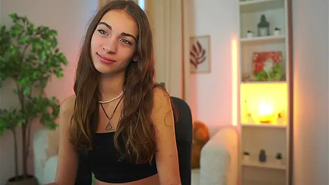 Sophie  Nice online show from 09-24-25, 01:47