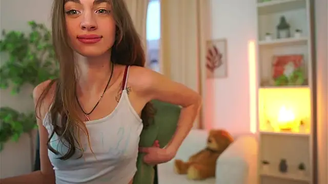 Sophie  Nice online show from 10-02-25, 01:40