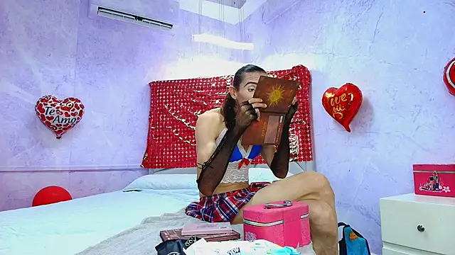 Snapshot of shantala_nastasiia chatting on 09-27-25, 12:54 shantala nastasiia online show from 09-27-25, 12:54