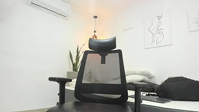 damian bull online show from 11-28-25, 08:22