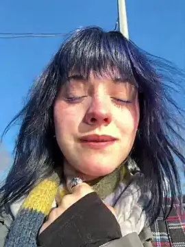 Only April online show from 05-08-26, 03:56