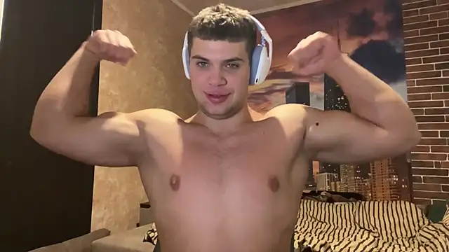 MusclePhantom online show from 12-03-25, 10:08