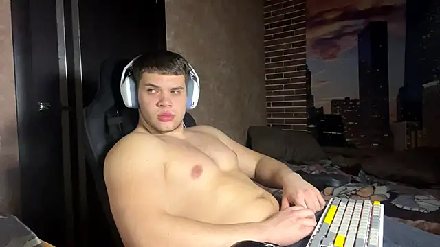Snapshot of MusclePhantom chatting on 04-11-26, 09:08 MusclePhantom online show from 04-11-26, 09:08