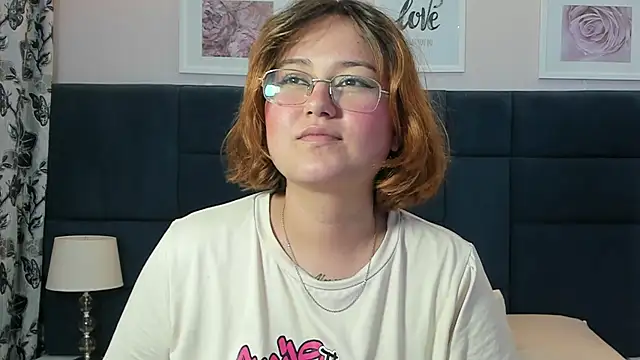 isa grey  online show from 12-05-25, 05:05