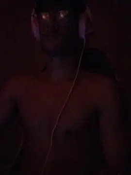 Snapshot of Mago666_ chatting on 05-08-26, 07:46 Mago666 online show from 05-08-26, 07:46