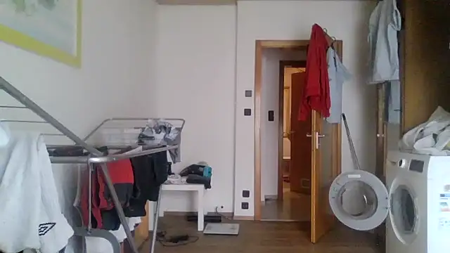 Snapshot of XLBarehengst chatting on 02-16-26, 10:44 XLBarehengst online show from 02-16-26, 10:44