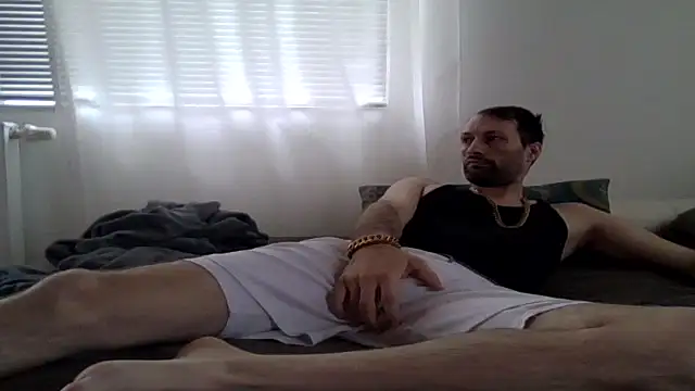 Snapshot of XLBarehengst chatting on 04-01-26, 12:50 XLBarehengst online show from 04-01-26, 12:50