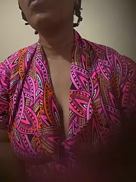 Ebonyboobsmilk online show from 02-11-26, 06:46