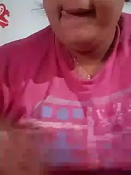 Snapshot of sexymotto chatting on 10-14-25, 01:50 sexymotto online show from 10-14-25, 01:50