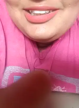 Snapshot of sexymotto chatting on 10-16-25, 10:16 sexymotto online show from 10-16-25, 10:16