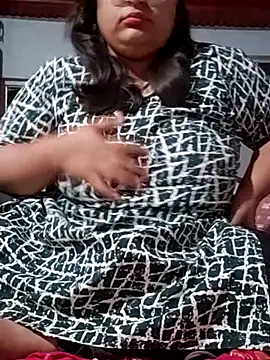 Snapshot of sexymotto chatting on 11-07-25, 03:56 sexymotto online show from 11-07-25, 03:56