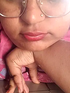 Snapshot of sexymotto chatting on 11-08-25, 08:03 sexymotto online show from 11-08-25, 08:03