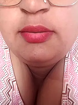 Snapshot of sexymotto chatting on 11-11-25, 07:52 sexymotto online show from 11-11-25, 07:52