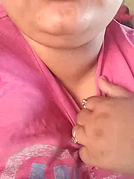 Snapshot of sexymotto chatting on 11-12-25, 03:07 sexymotto online show from 11-12-25, 03:07